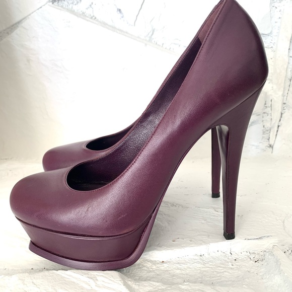 Yves Saint Laurent shoe - Picture 8 of 13